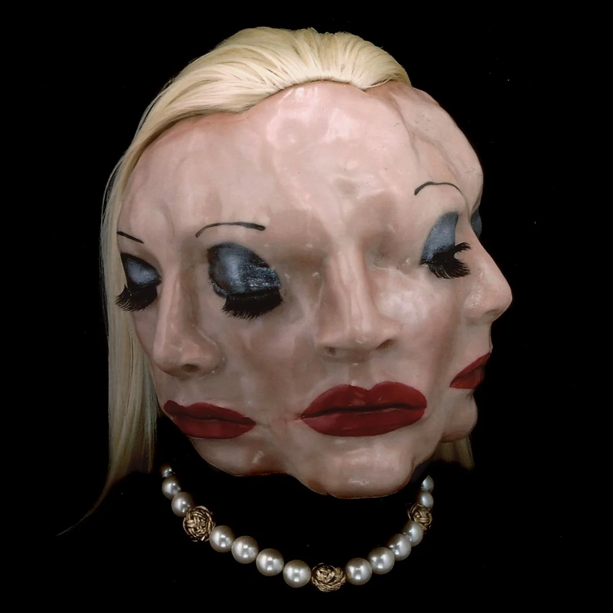 Portrait of Isabelle Lewis